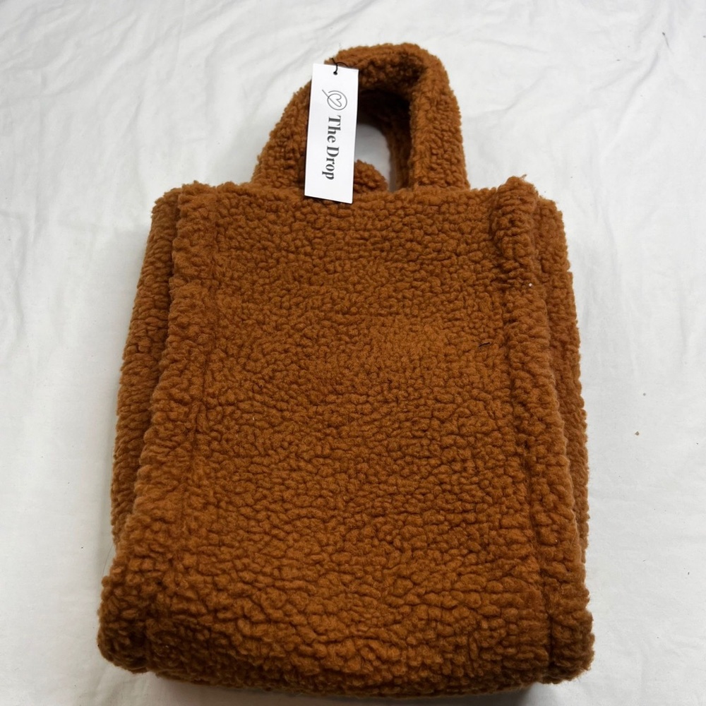 NWT The Drop Bella Small Tote Bag Camel Color Faux Fur A040324 - Picture 1 of 6